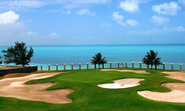 Golf in the Riviera Maya